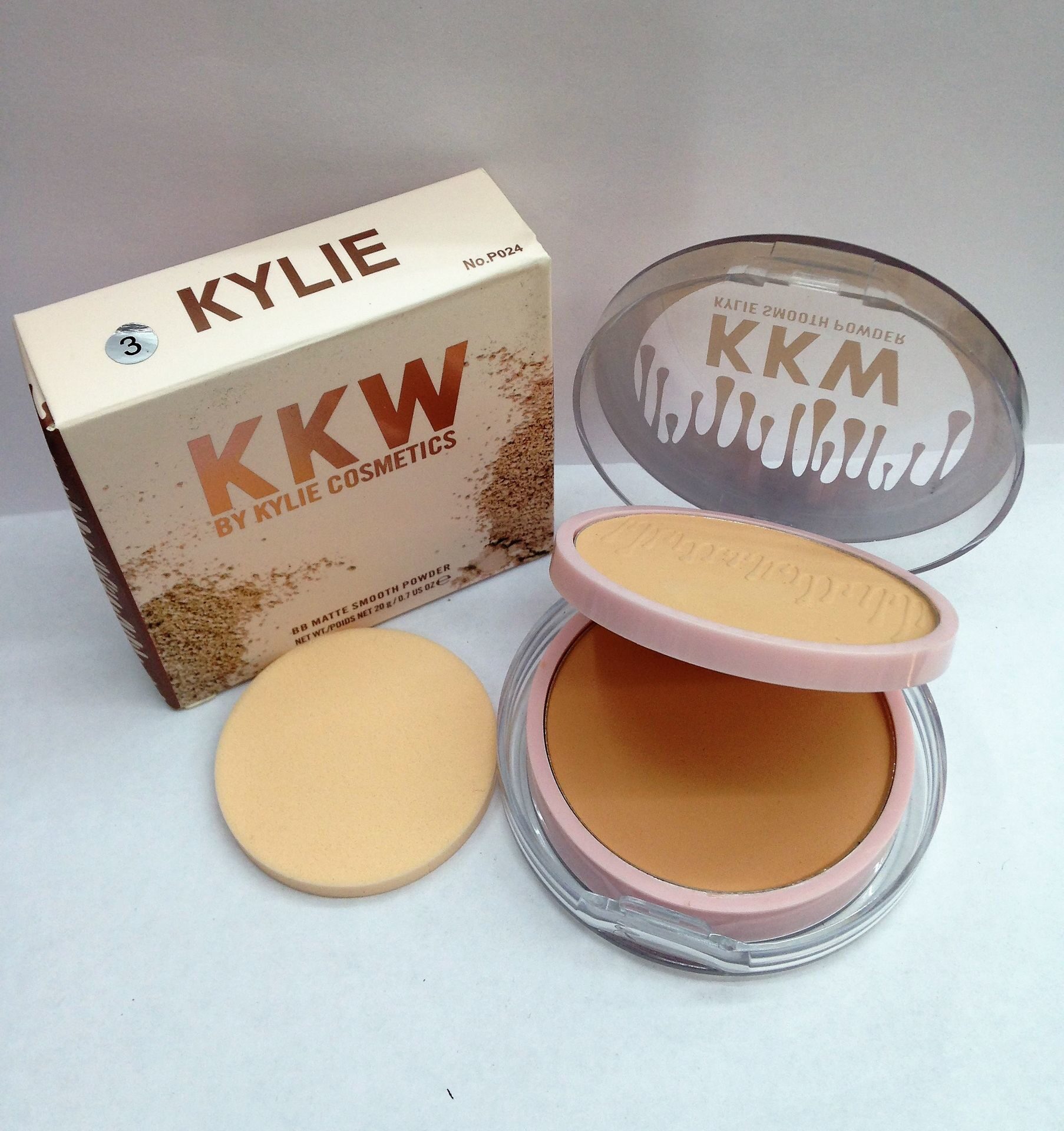 KKW by kylie cosmetics пудра для лица номер 03